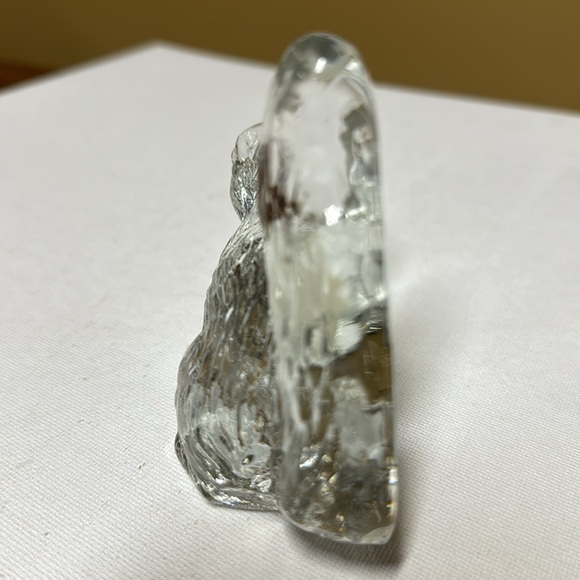 Viking Glass USA Clear Squirrel Figurine Paperweight With Original Sticker - Picture 2 of 4